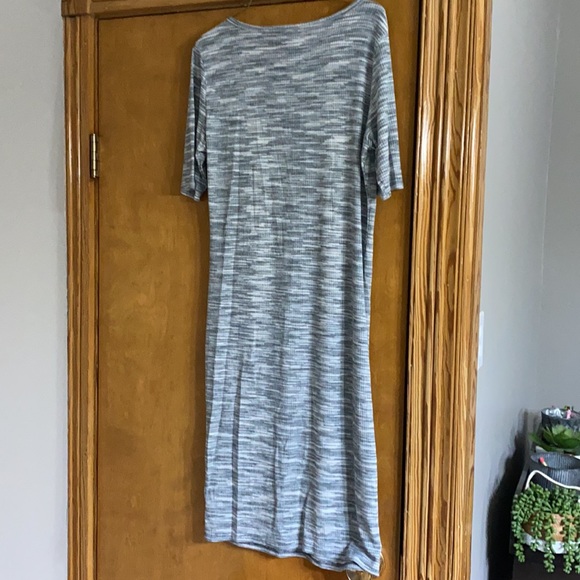 LN women’s Mwdium LulaRoe grey dress - Picture 5 of 6